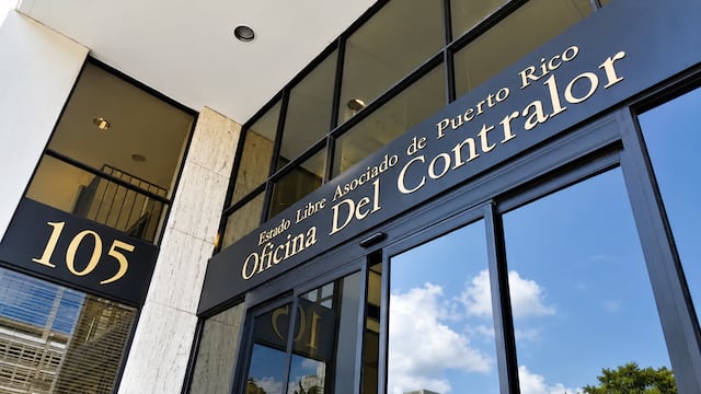 Contralora anuncia plan ante retiro de empleados de su oficina