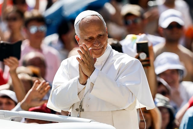 Expectativa por reaparición del papa León XIV este domingo tras operación por cáncer