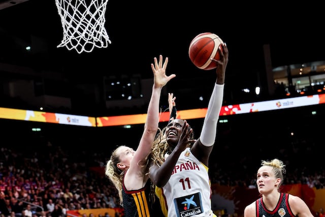Iyana Martín lidera a España hacia el bronce mundial