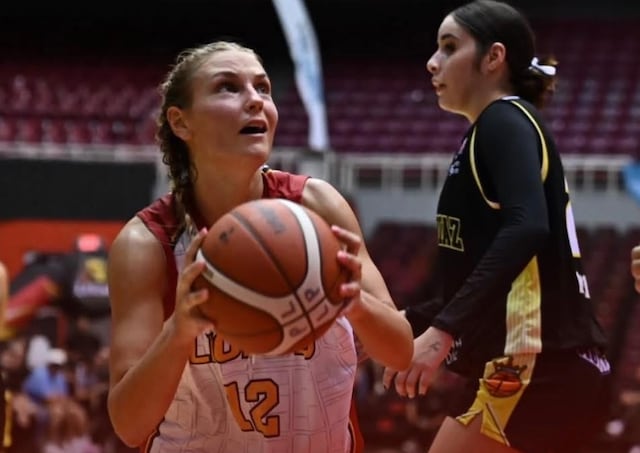 Leonas rugen en el inicio del BSNF ante las Monarcas
