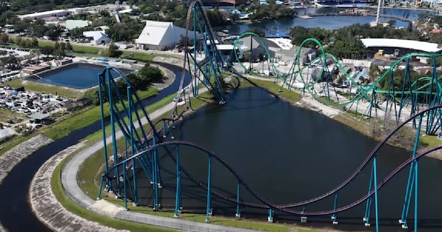 SeaWorld cierra montaña rusa en Orlando tras tragedia mortal en Six Flags