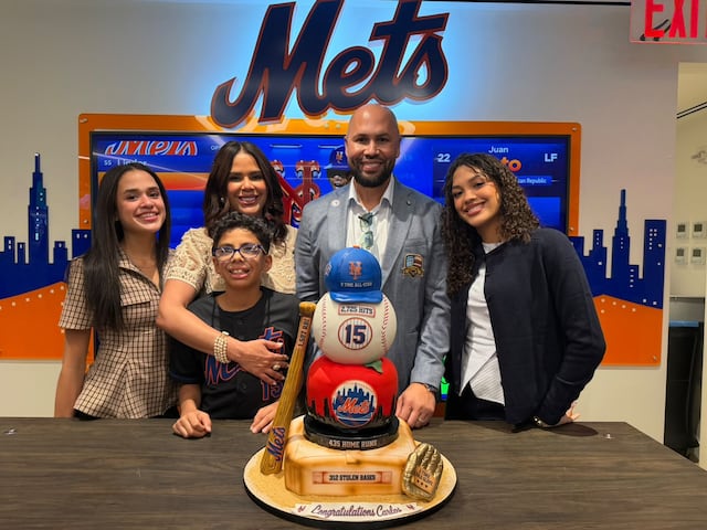 Carlos Beltrán es exaltado al salón de la fama de los Mets de Nueva York y su número 15 es retirado por la franquicia
