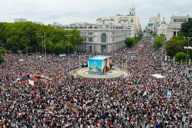 Miles marchan por vivienda en España y partidos se preparan por si hay adelanto electoral