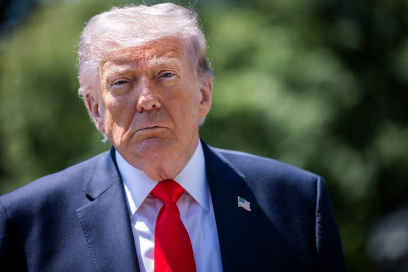 Trump asegura suspendió ataques contra Irán previstos para el martes tras petición de aliados árabes