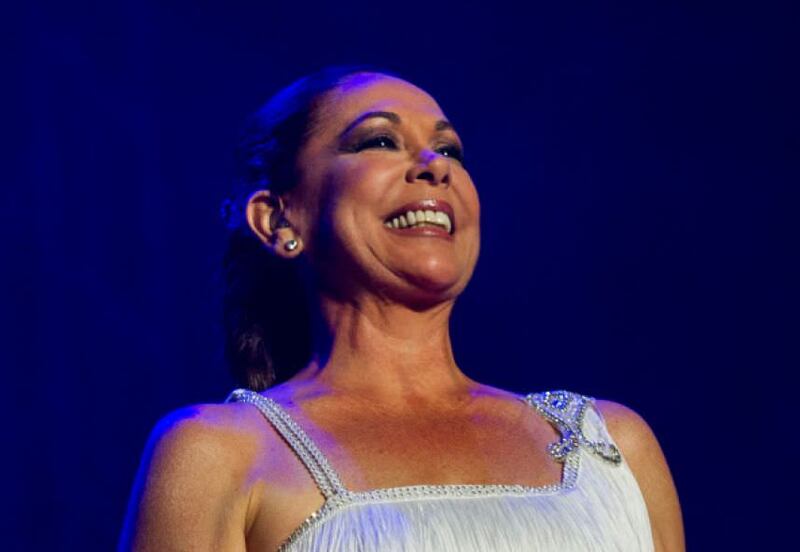 Cámara de Representantes rendirá homenaje a Isabel Pantoja tras concierto en el Coca Cola Music Hall