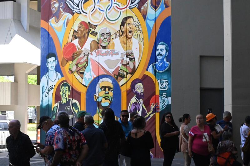 Puerto Rico da el último adiós a “Piculín” Ortiz