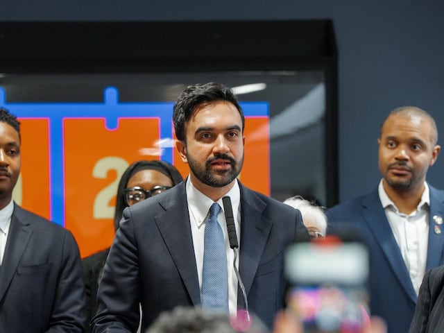 Alcalde de Nueva York ordena publicar 170,000 páginas sobre la calidad del aire tras el 11-S