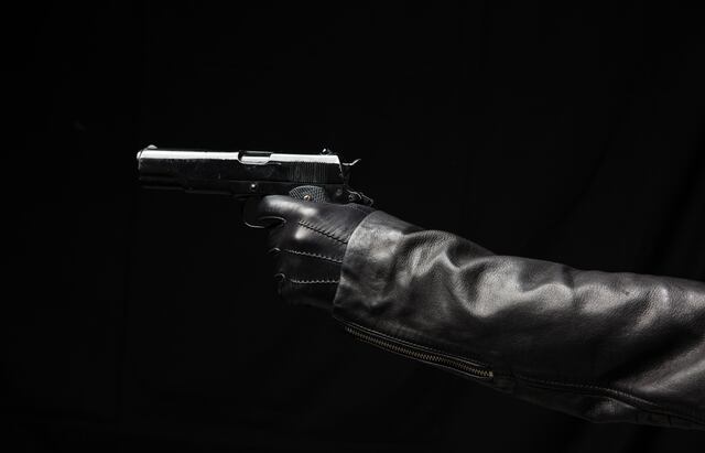 Hombre que sacó pistola en Bayamón asegura que temía por su familia