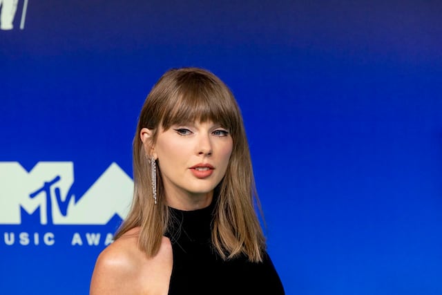 Taylor Swift hace historia en los VMAs y Madonna arrasa como artista del año