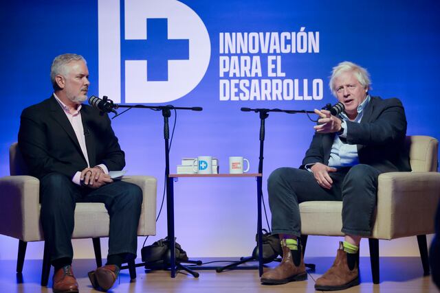 Califica como positivo el primer mes de De la Espriella en el Gobierno de Colombia