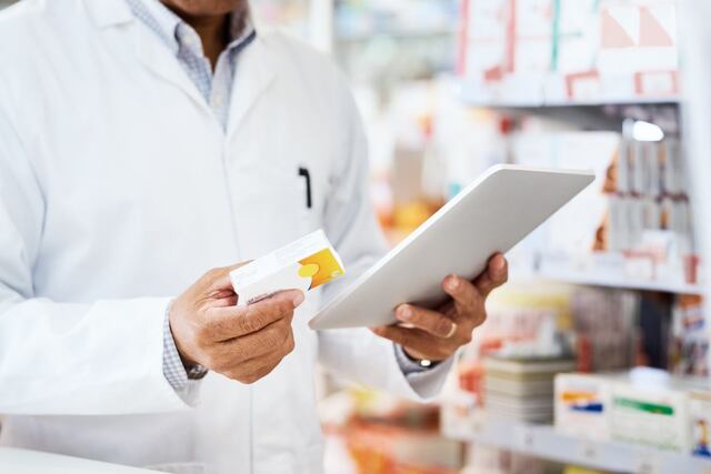 Farmacias de la comunidad se sienten “estranguladas” por el costo de luz