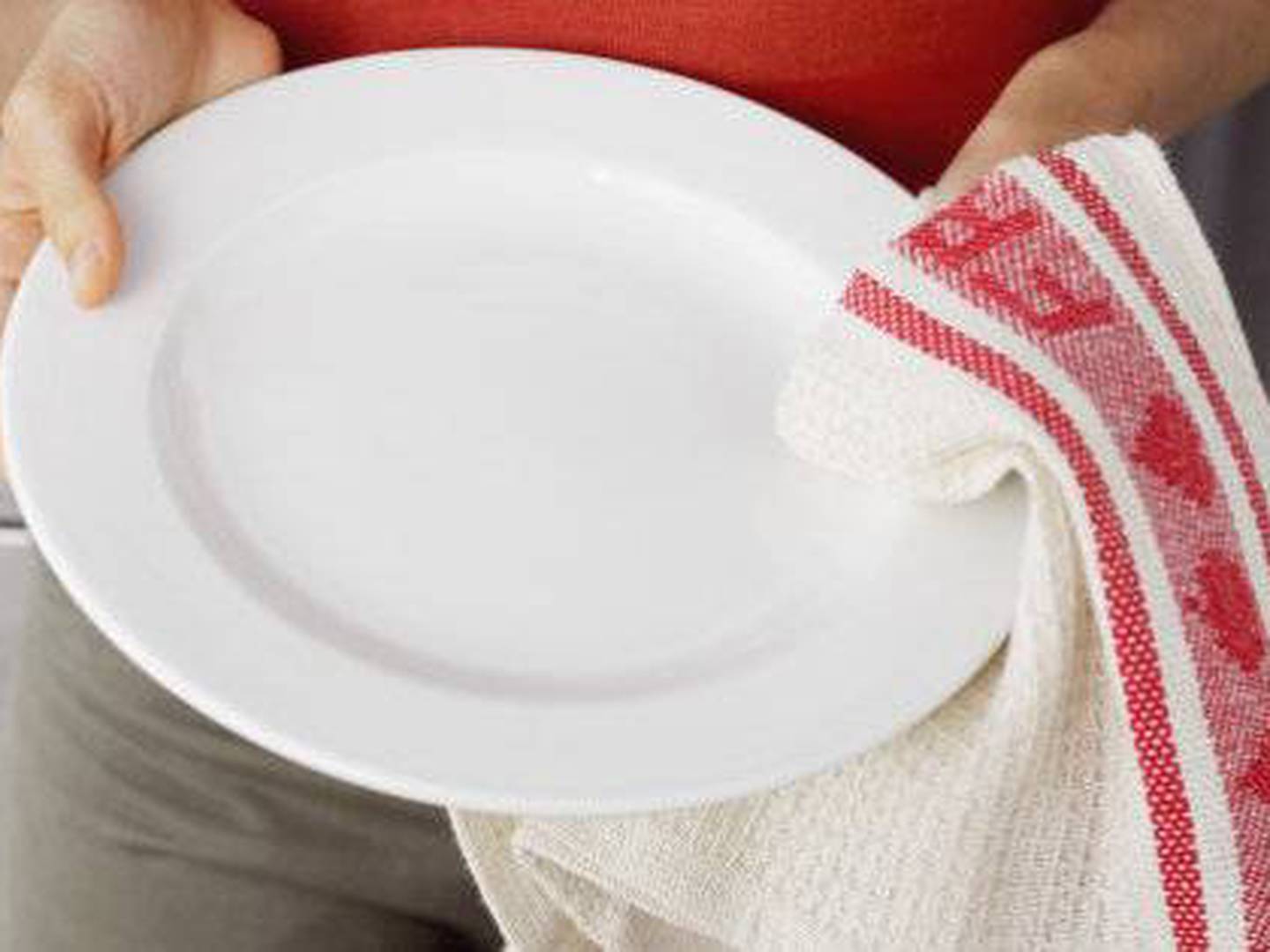 Por qué reutilizar los paños de cocina supone un riesgo para la salud (y  cómo evitarlo) - BBC News Mundo