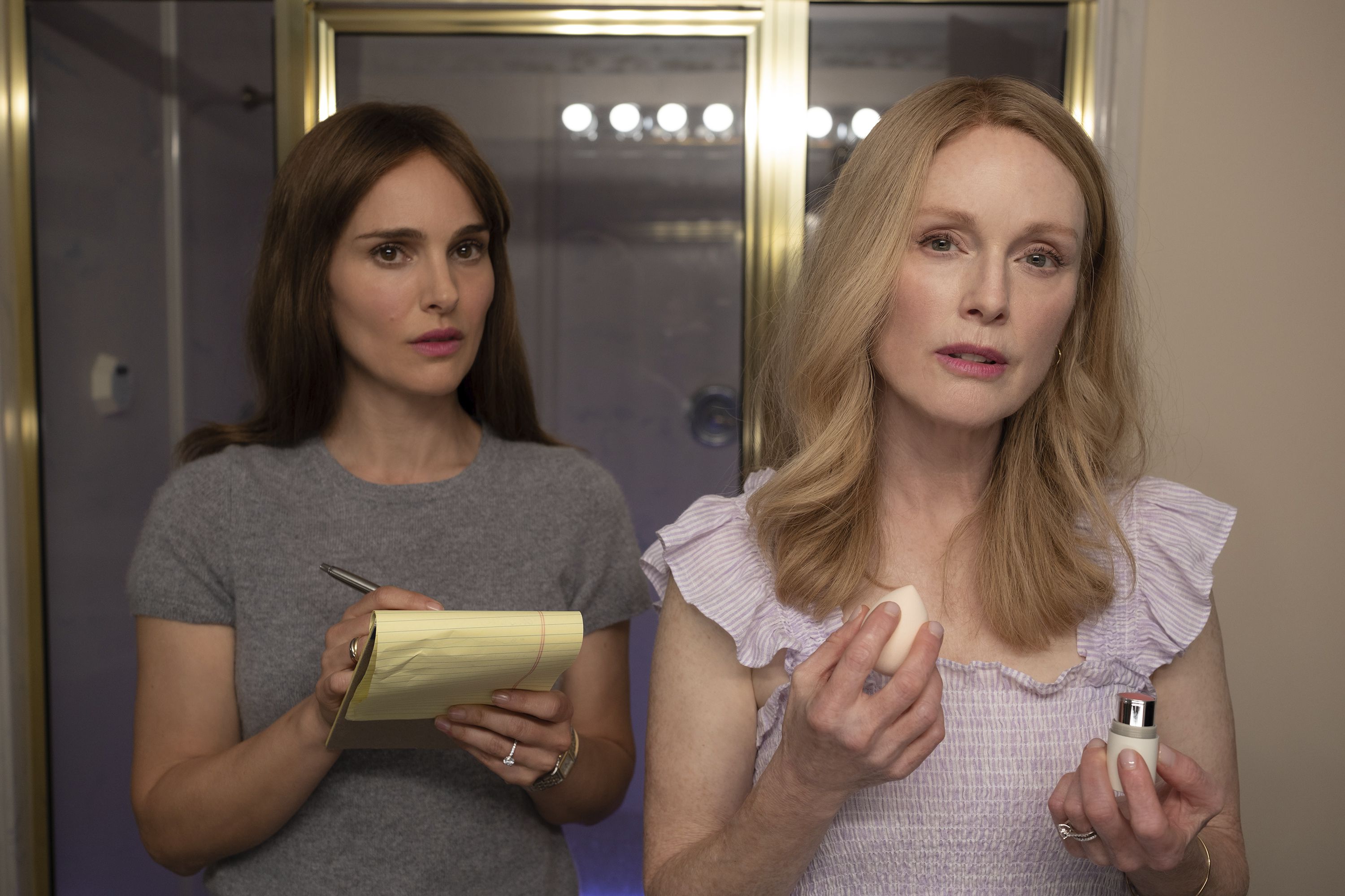 Natalie Portman y Julianne Moore emocionadas al trabajar en May December –  Metro Puerto Rico