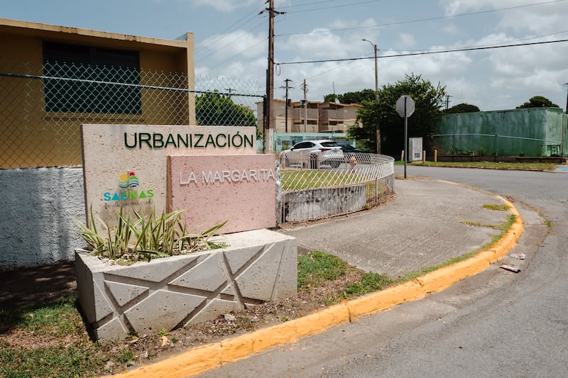 Entrada a la urbanización La Margarita.