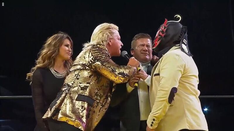 Jeff Jarrett & Karen Jarrett en TripleManía 30 en Monterrey.