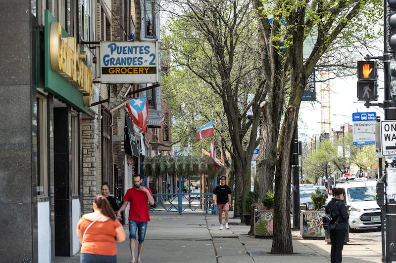 Paseo Boricua, en Humboldt Park, un barrio que es el corazón de la comunidad puertorriqueña en la ciudad de Chicago.
Foto por Herminio Rodríguez | Centro de Periodismo Investigativo