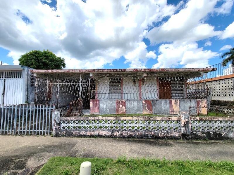 El valor estimado de esta casa, en la urbanización Villa Del Rey IV en Caguas, fue de $20 mil.