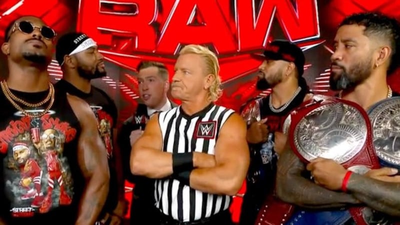 Jeff Jarrett en el Raw previo a SummerSlam 2022.