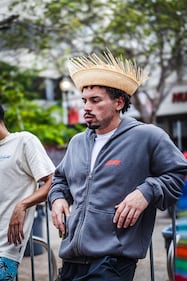 Las largas filas se realizaron en el casco urbano de Río Piedras.