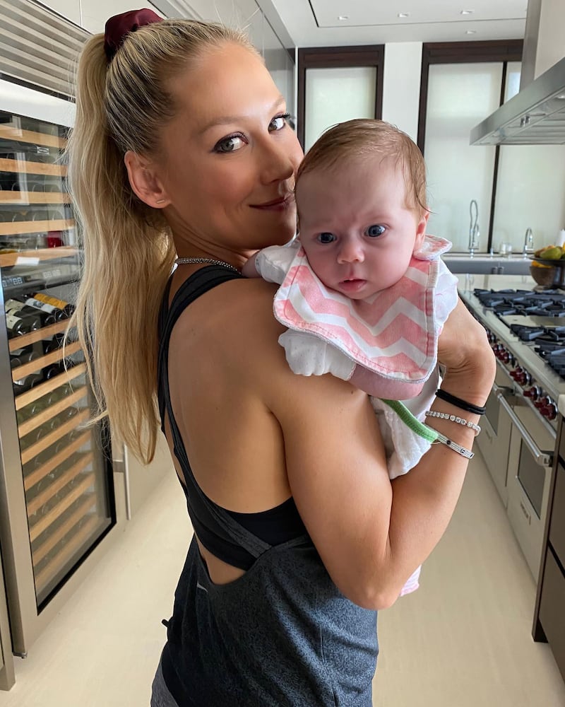 La tercera hija de Enrique Iglesias y Anna Kournikova nació poco antes de la pandemia de coronavirus