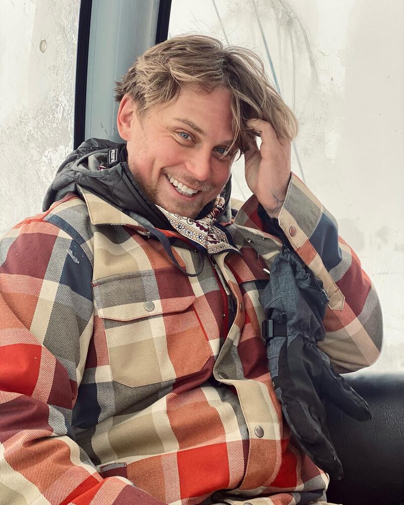 Se rumora que Billy Magnussen se metería en la piel de Pleakley en 'Lilo y Stitch'