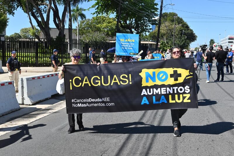 Protesta Reestructuración deuda AEE. Frente al tribunal Federal