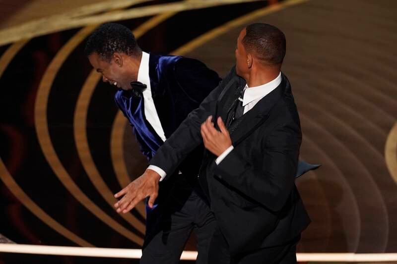 Academia define que esta será a punição de Will Smith depois de bofetada em Chris Rock no Osca