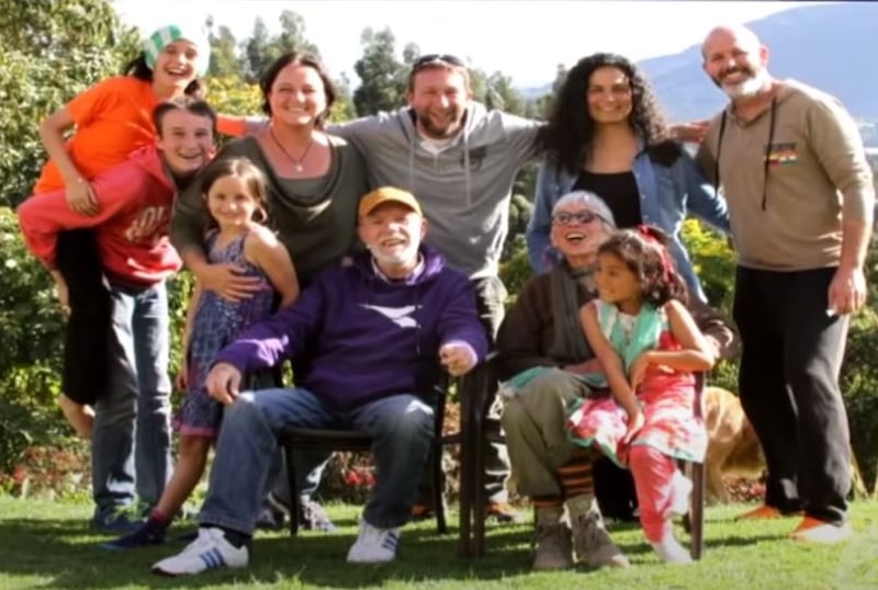 Kepa Amuchástegui junto a su familia