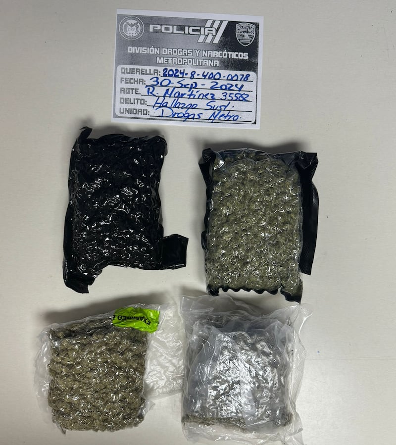 Ocupan cuatro libras de marihuana en el aeropuerto de Carolina.