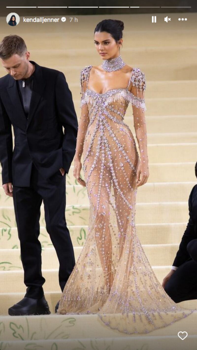 La modelo y empresaria dio un recorrido de lo que ha sido su paso por la MET Gala.