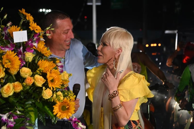 Ivy Queen graba video musical en la Placita de Santurce