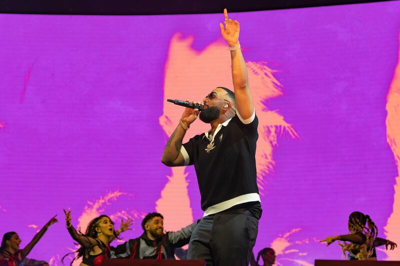 Eladio Carrión en el Coliseo de Puerto Rico.