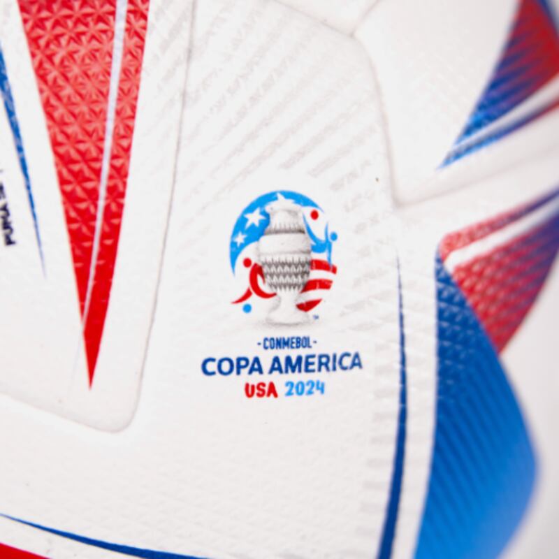 Balón Copa América 2024.