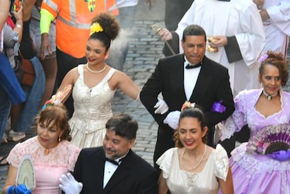 Las fiestas de la calle San Sebastián se llevaron a cabo tras dos años de ausencia.