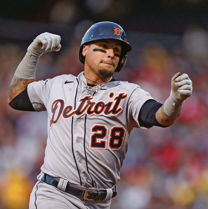 Javier Báez en su uniforme de Detroit, con su número 28.