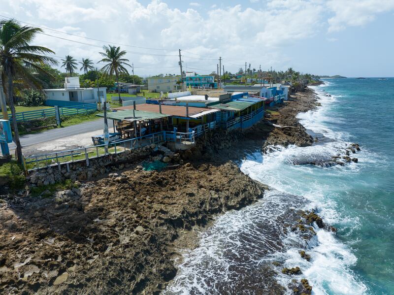 2023 11 02  ARECIBO    Tomas aereas del litoral costero en el area de Islote en Arecibo   .   Centro de Periodismo Investigativo   © Jorge A Ramirez Portela