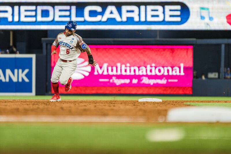 Puerto Rico vs. Venezuela en la Serie del Caribe