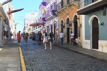 Las fiestas de la calle San Sebastián se llevaron a cabo tras dos años de ausencia.