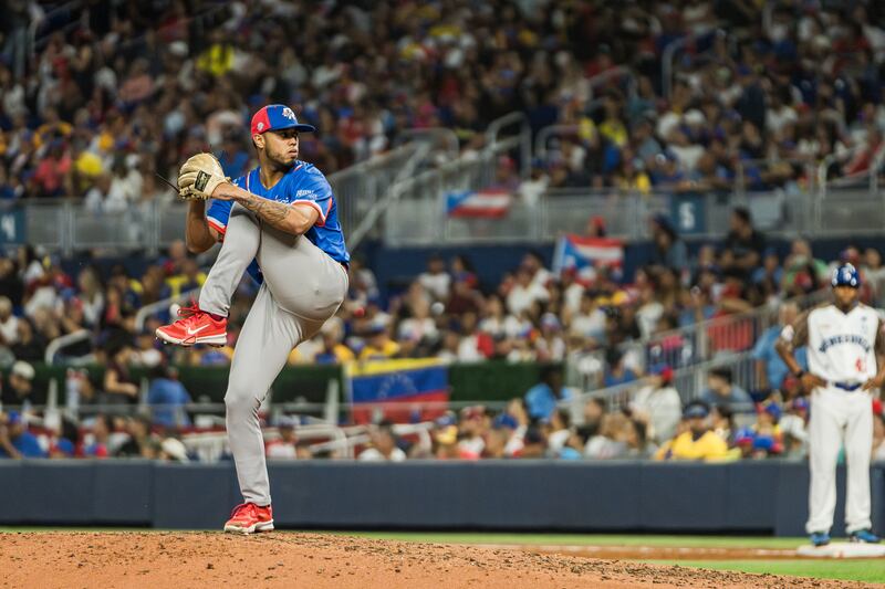 Puerto Rico vs. Venezuela en la Serie del Caribe