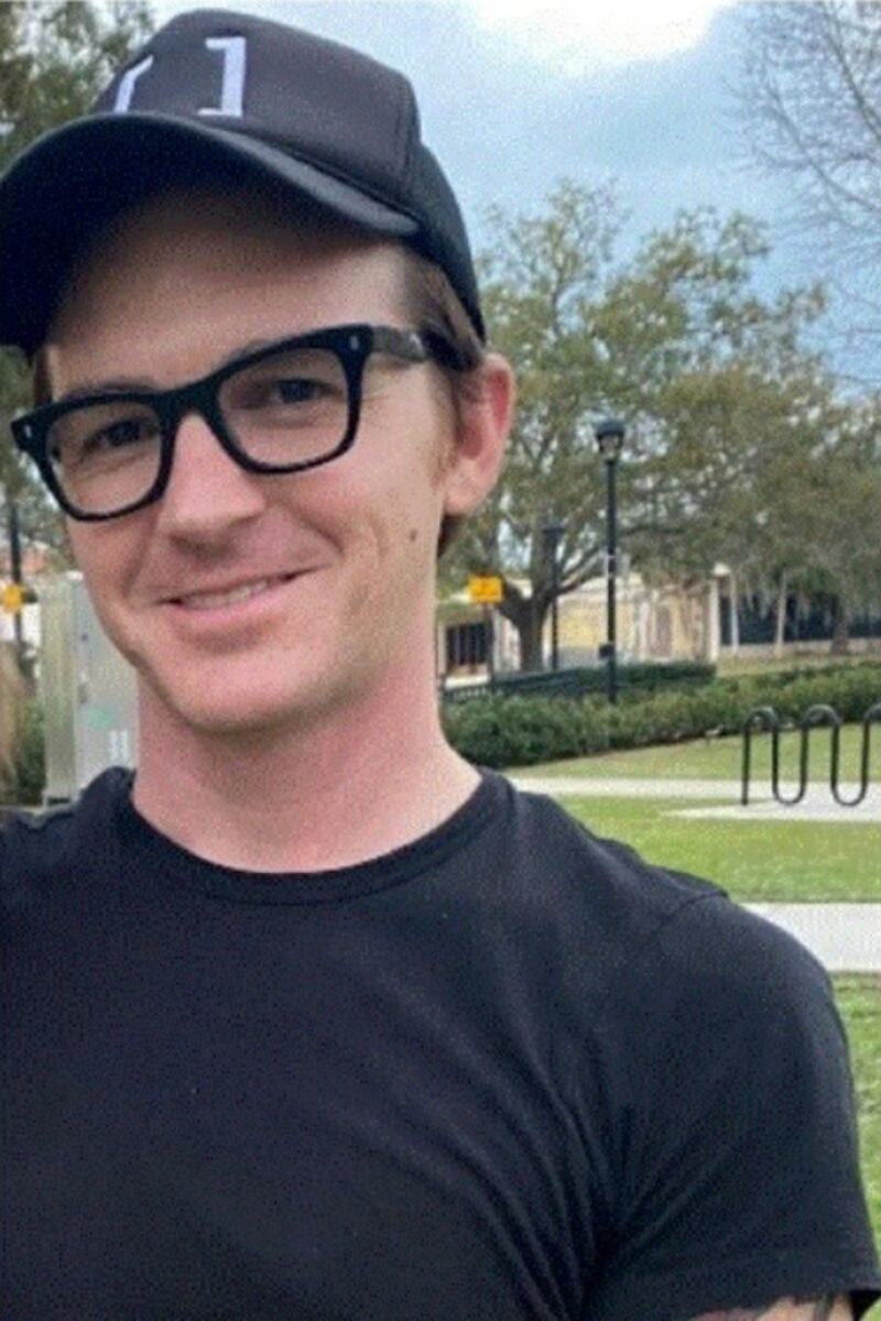 Drake Bell foi dado como desaparecido nesta quinta-feira, 13 de abril