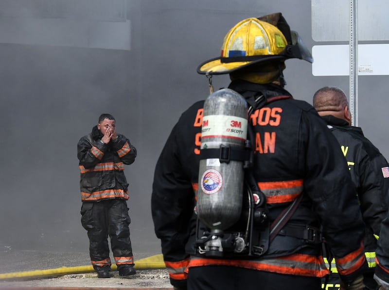 Fuego en los almacenes de alfombras, Paonessa